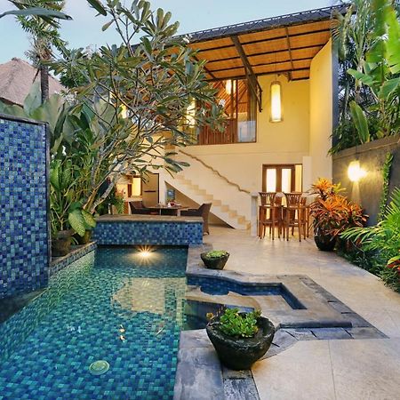 Bali Akasadua Villa Seminyak Buitenkant foto