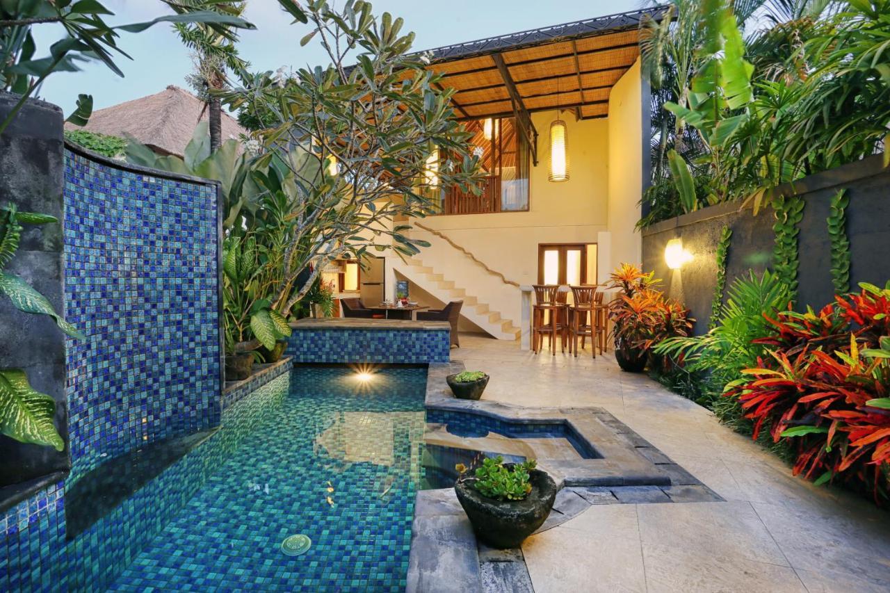 Bali Akasadua Villa Seminyak Buitenkant foto